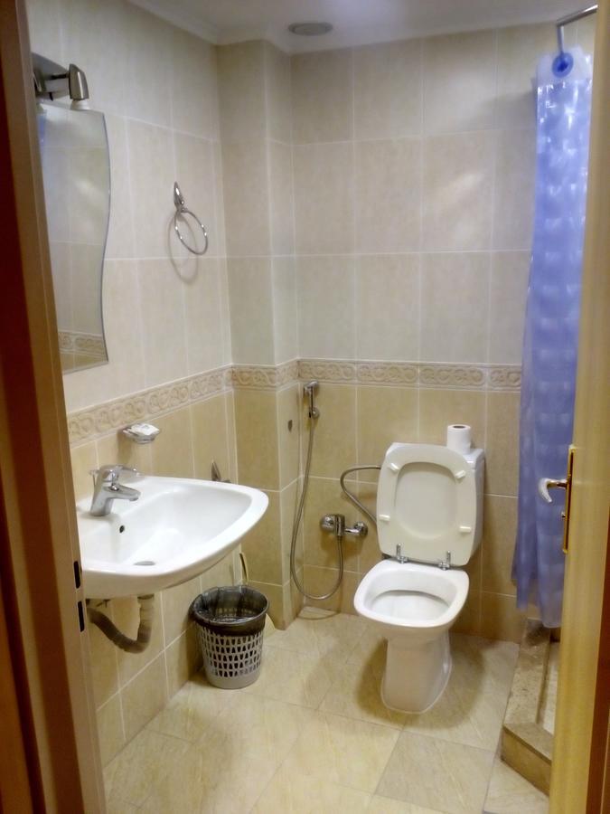 The Rooms Hostel Erivan Exterior foto
