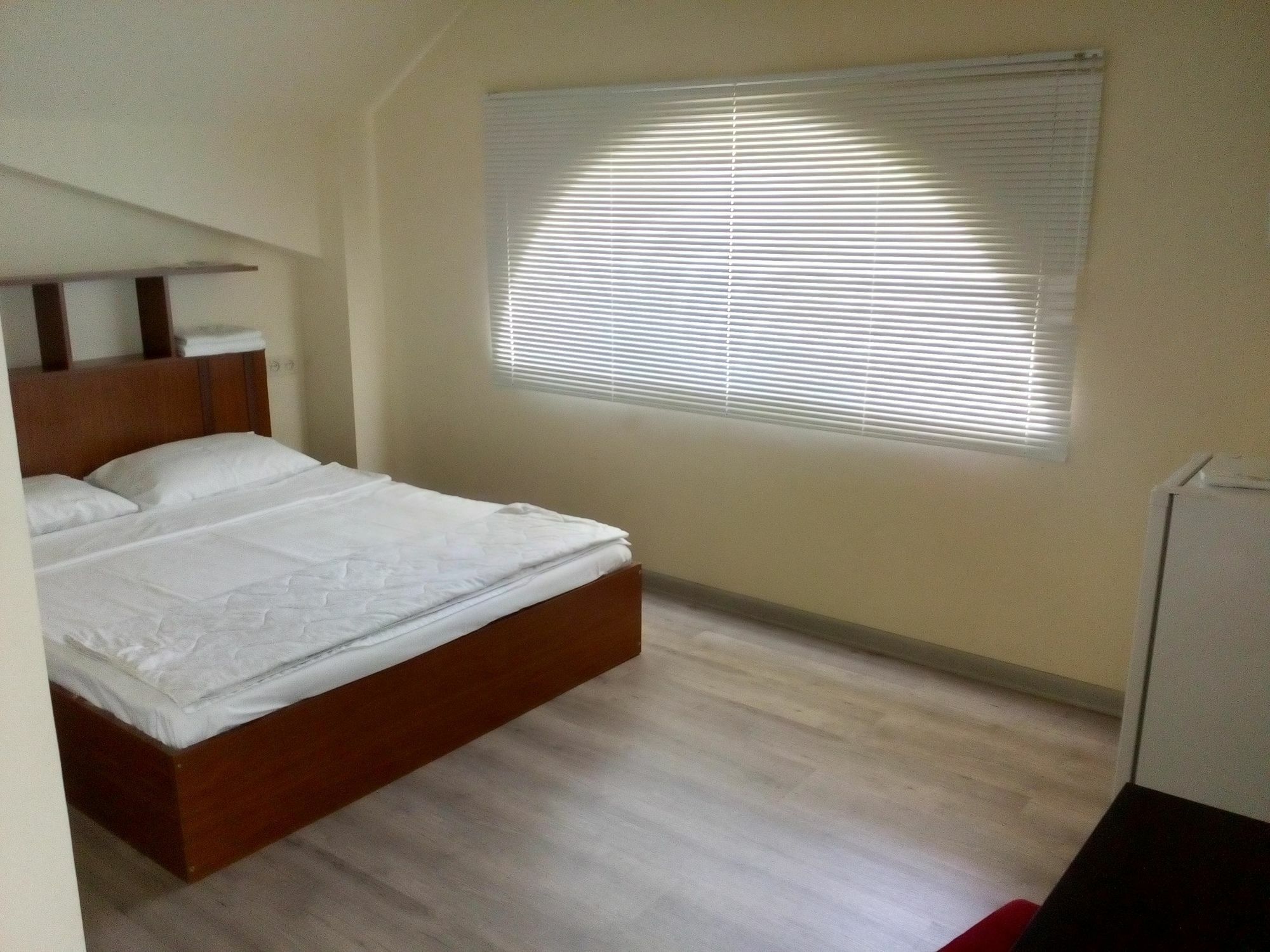 The Rooms Hostel Erivan Exterior foto